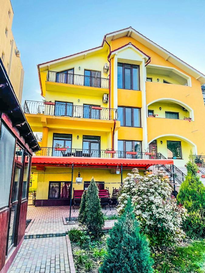 فندق Năvodariفي  Vila Orange المظهر الخارجي الصورة