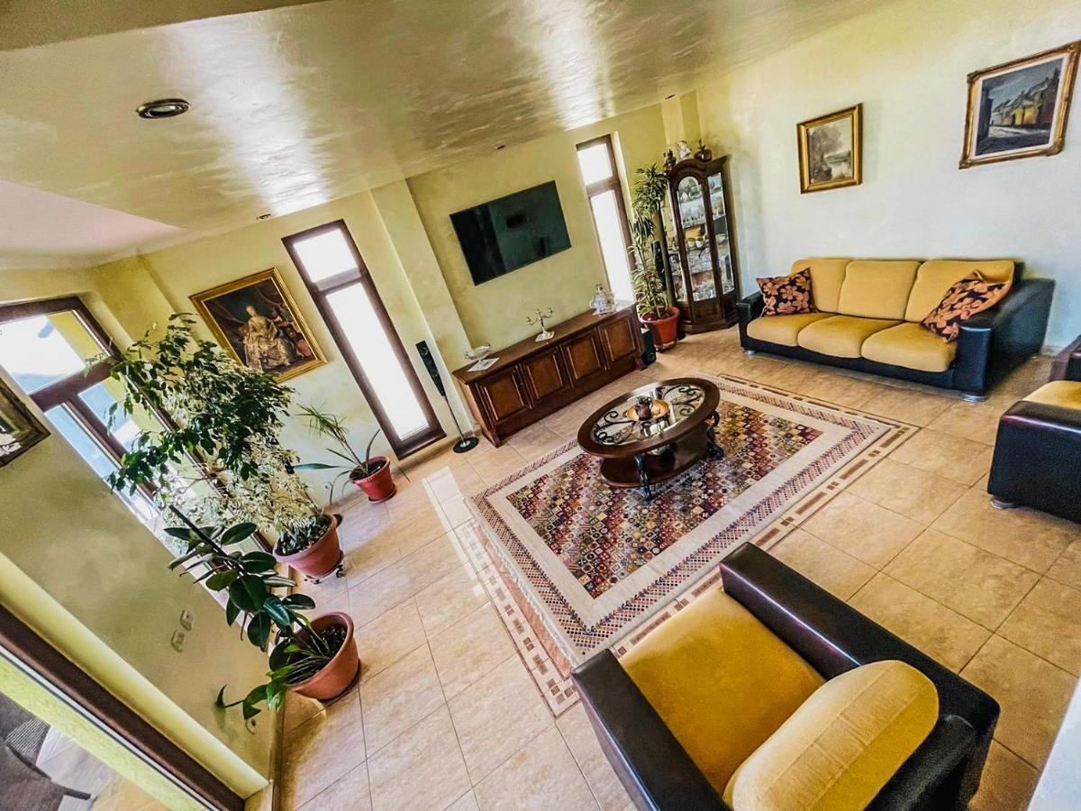 فندق Năvodariفي  Vila Orange المظهر الخارجي الصورة
