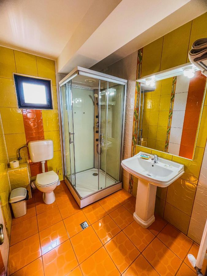 فندق Năvodariفي  Vila Orange المظهر الخارجي الصورة
